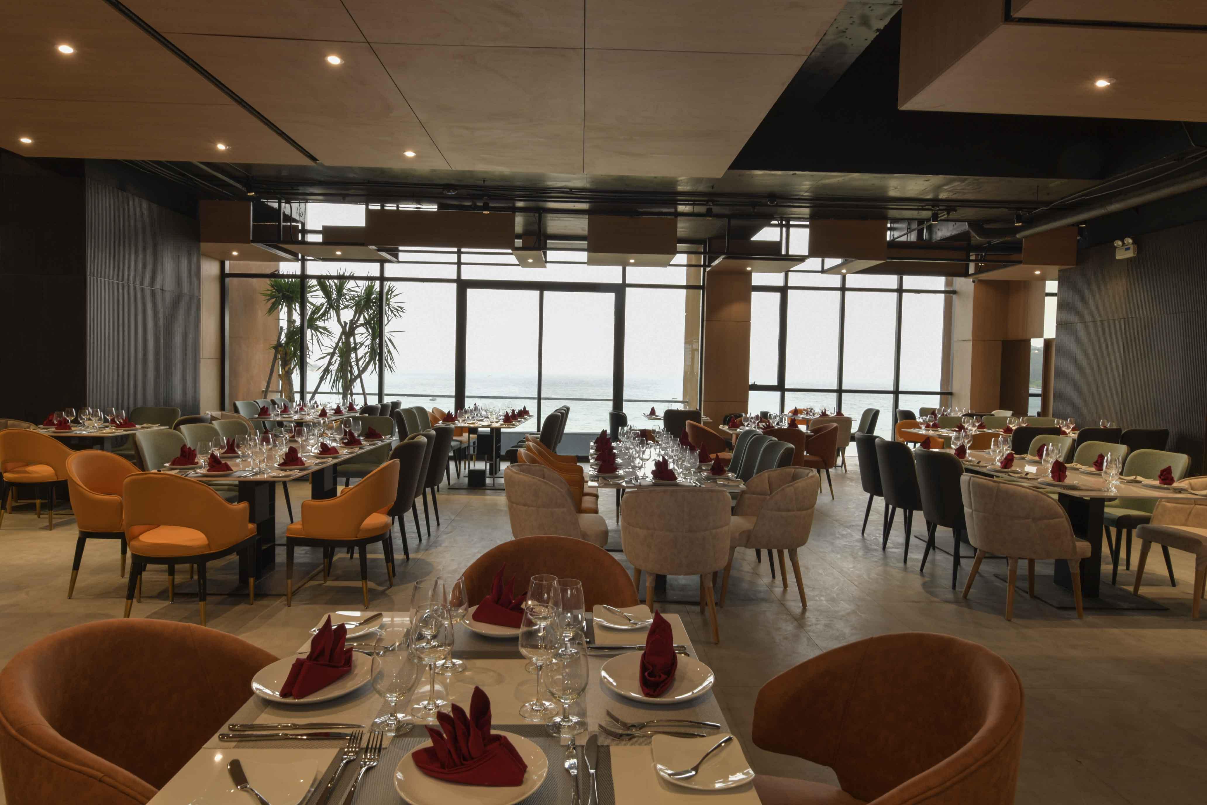 The Code Hotel & Spa Da Nang Exterior foto