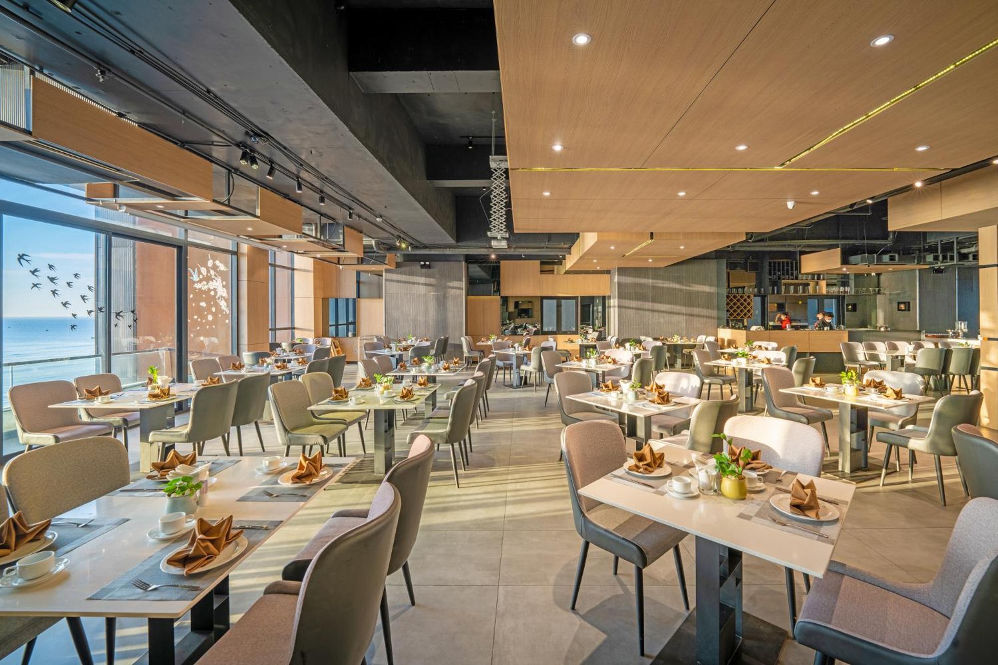 The Code Hotel & Spa Da Nang Exterior foto