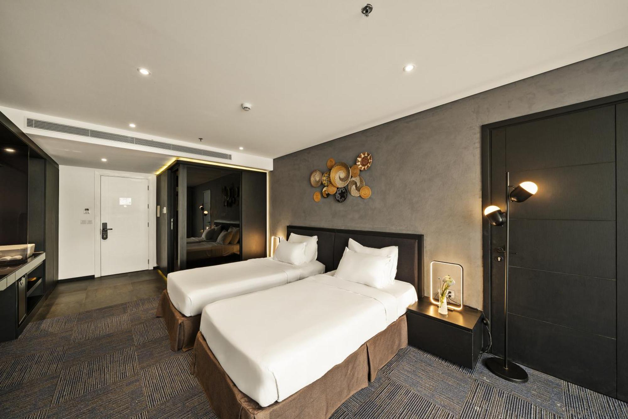 The Code Hotel & Spa Da Nang Exterior foto